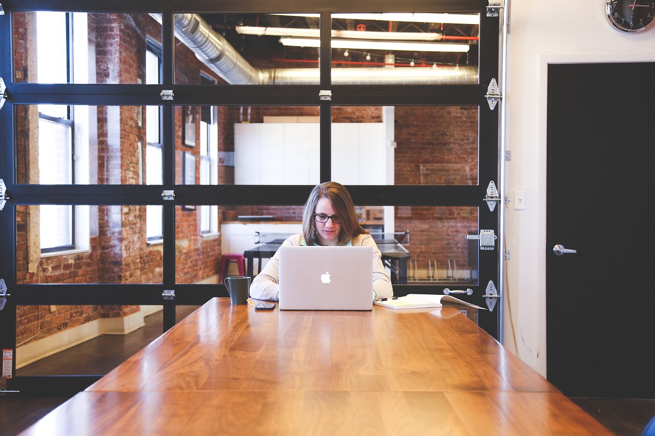 The Role of Digital Tools in Managing Complex Projects